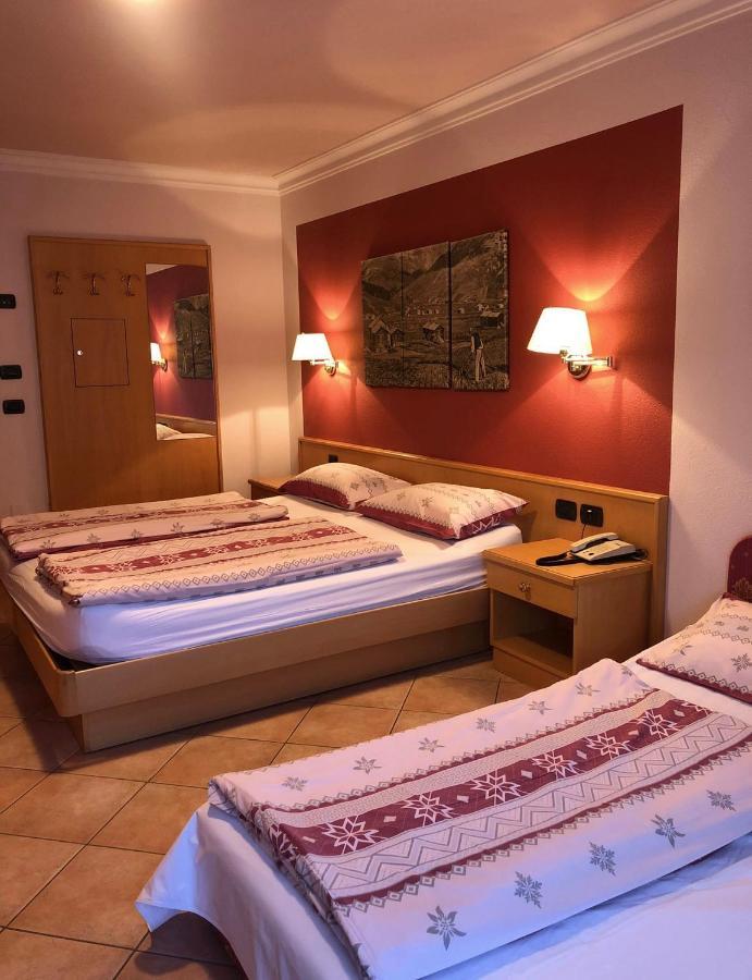 Hotel Garni Rin Da Rin ليفينو المظهر الخارجي الصورة