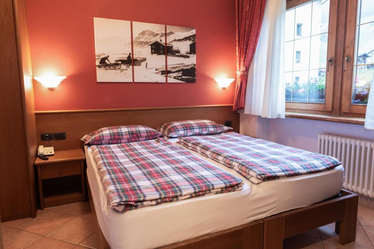 Hotel Garni Rin Da Rin ليفينو المظهر الخارجي الصورة